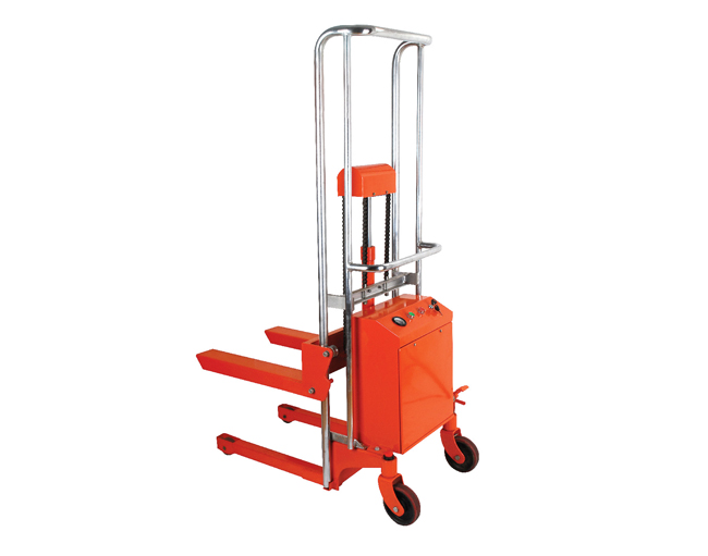 輕型電動堆高車